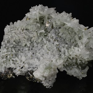 Quartz, Sphalerite, Chalcopyrite, Pyrite