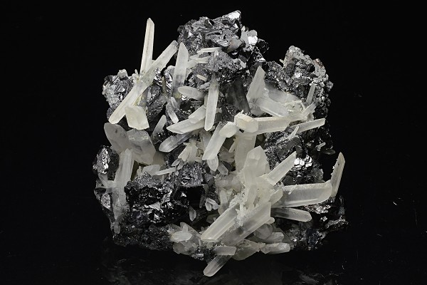 Sphalerite, Quartz