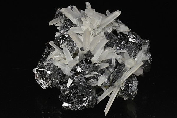 Sphalerite, Quartz