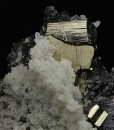 Pyrite, Quartz, Sphalerite, thin Galena plates