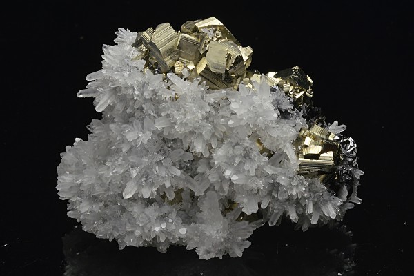 Quartz on Pyrite, Sphalerite