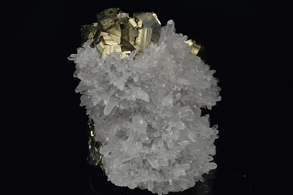 Quartz on Pyrite, Sphalerite