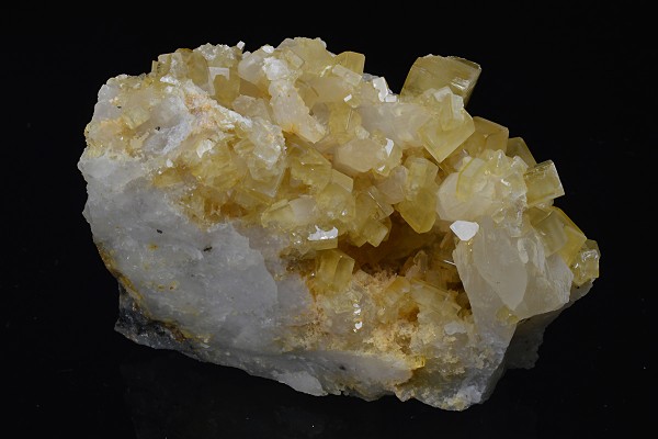 Baryte on Quartz