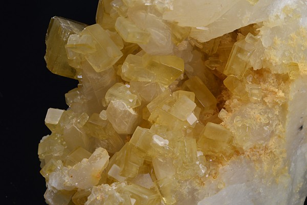 Baryte on Quartz