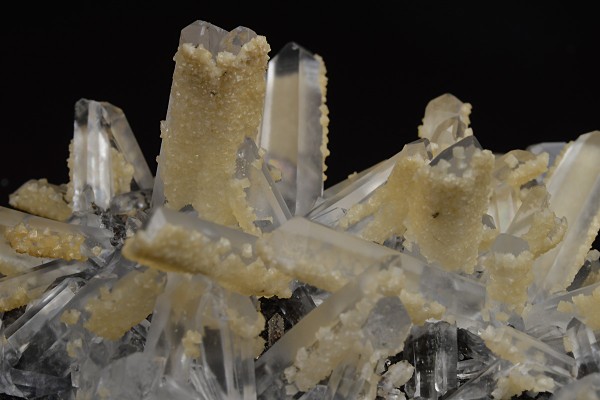 Quartz on Sphalerite tinged with Calcite