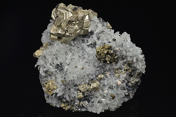 Pyrite, Quartz, Chalcopyrite, Sphalerite