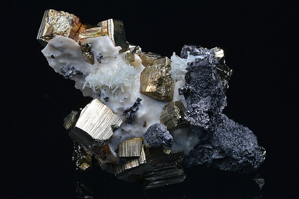 Pyrite, Calcite, Sphalerite, Quartz