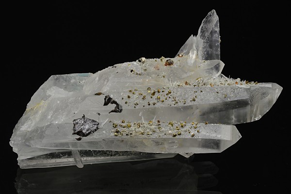 Quartz with Chalcopyrite, Pyrite inclusions