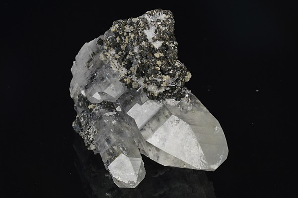Chalcopyrite on Quartz, Sphalerite