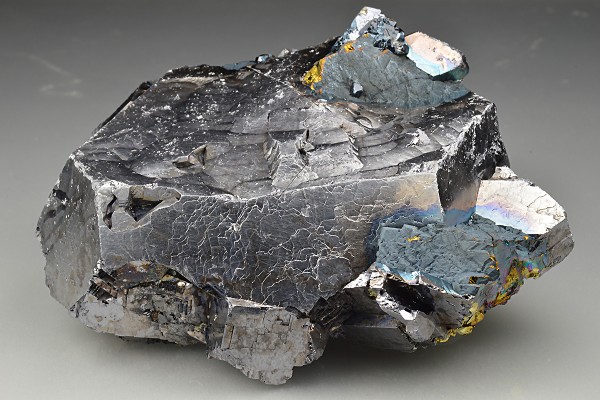 Iridescent Chalcopyrite on Galena, Sphalerite