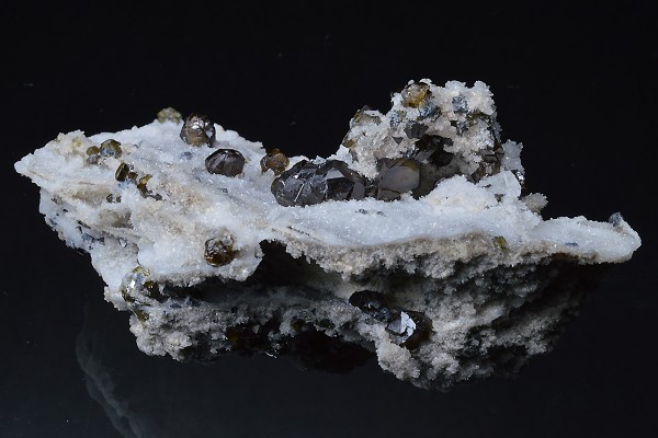 Cleiophane on Quartz