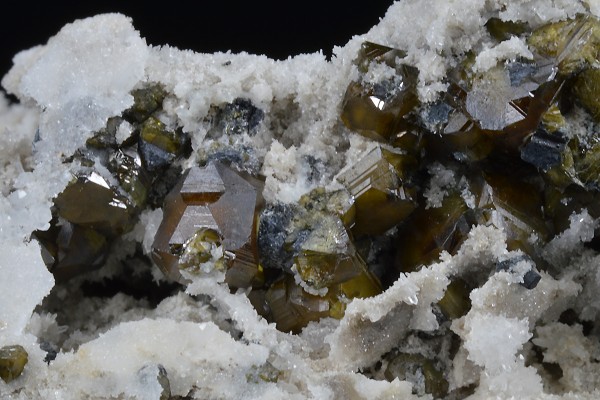 Cleiophane on Quartz