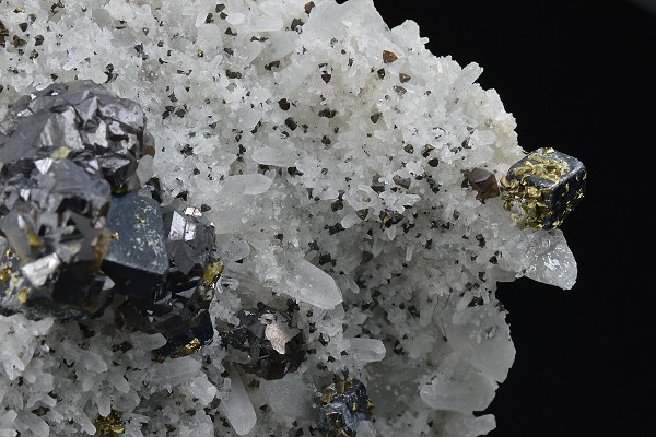 Cleiophane, Galena, Quartz, Chalcopyrite
