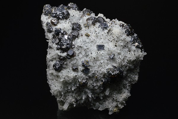 Cleiophane, Galena, Quartz, Chalcopyrite