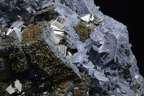 Truncated Galena, Chalcopyrite, Pyrite, Sphalerite, Quartz