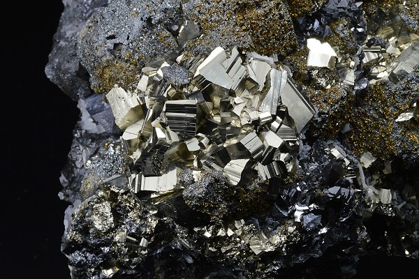 Truncated Galena, Chalcopyrite, Pyrite, Sphalerite, Quartz