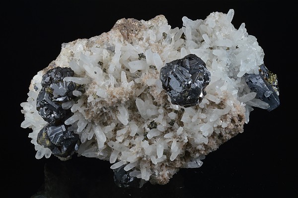Cleiophane, Quartz, Galena, Chalcopyrite