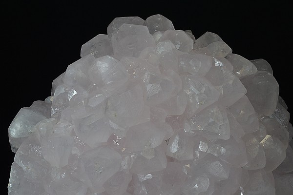 Manganoan Calcite