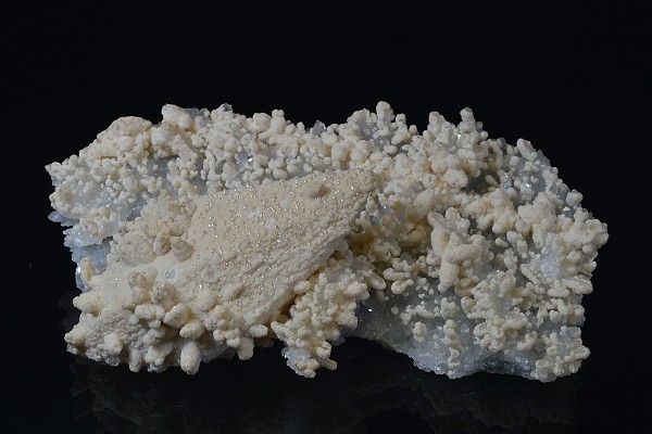Calcite on Quartz