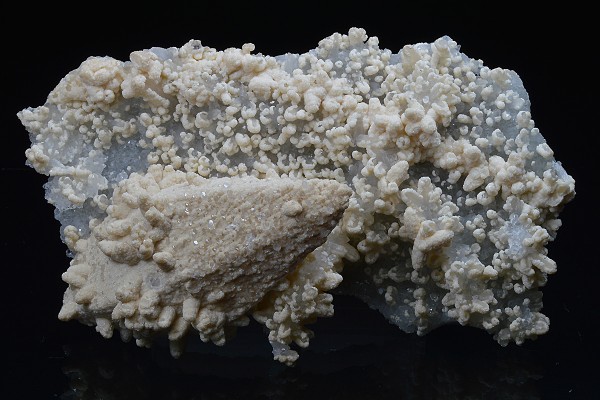 Calcite on Quartz