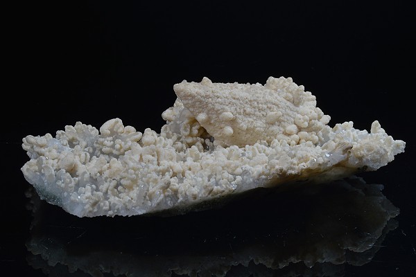 Calcite on Quartz