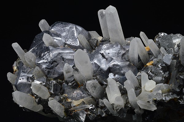 Twinned Galena, Quartz, Cleiophane