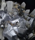 Twinned Galena, Quartz, Cleiophane