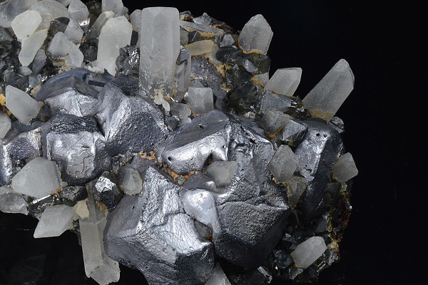 Twinned Galena, Quartz, Cleiophane