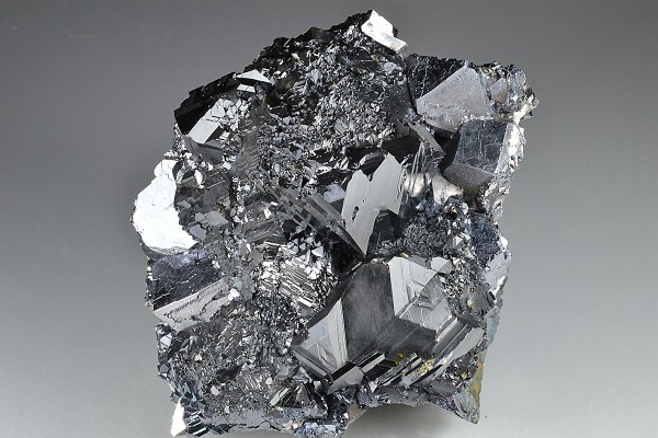 gem Sphalerite var.Cleiophane on twinned Galena