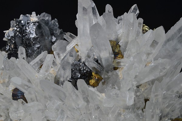 Quartz, Chalcopyrite, Sphalerite
