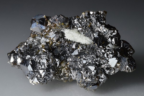 gem Sphalerite var.Cleiophane, Quartz