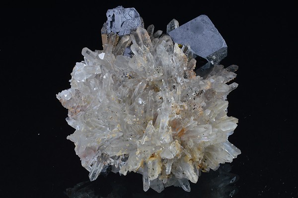 Galena, Quartz, Cleiophane, Calcite