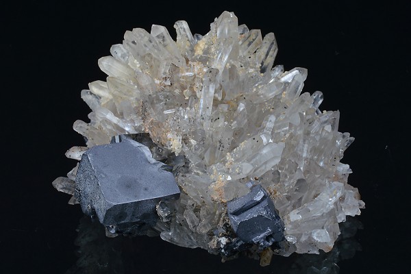 Galena, Quartz, Cleiophane, Calcite