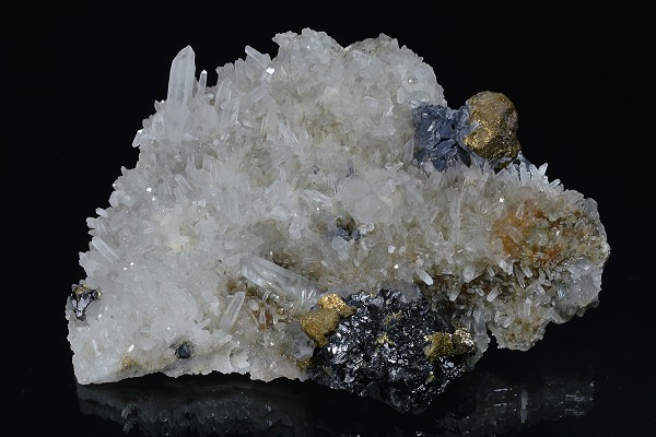 Chalcopyrite, skeletal Galena, Quartz, Sphalerite, Pyrite