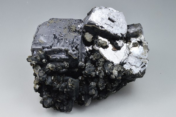 Galena, Quartz, Calcite, Chlorite