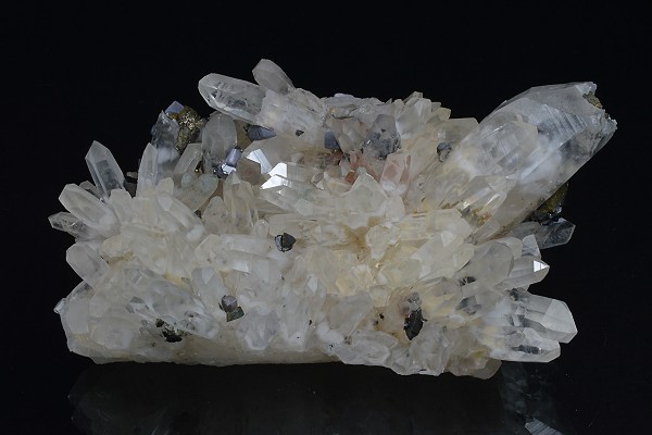 Quartz, Sphalerite, Galena, Chalcopyrite, Pyrite