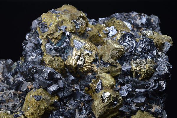 Chalcopyrite, Sphalerite, Quartz, Galena, Pyrite