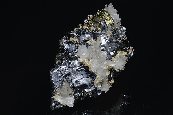 Melted habit Galena, Quartz,Chalcopyrite,Sphalerite