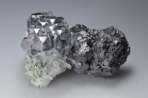 Twinned and truncated Galena, Sphalerite, Quartz