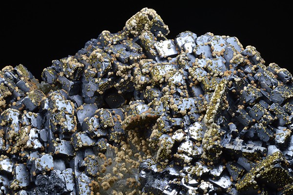 Skeletal Galena, Chalcopyrite, Quartz, Dolomite