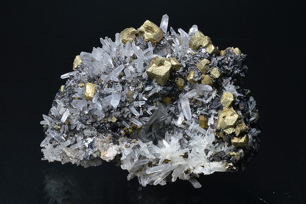 Chalcopyrite, Quartz, Sphalerite