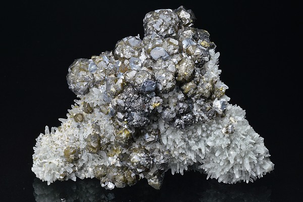 Cleiophane, Quartz, Galena, Chalcopyrite