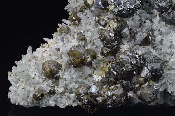 Cleiophane, Quartz, Galena, Chalcopyrite