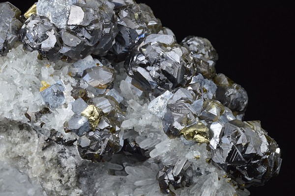 Cleiophane, Quartz, Galena, Chalcopyrite