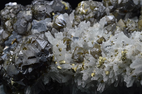 Cleiophane, Quartz, Galena, Chalcopyrite