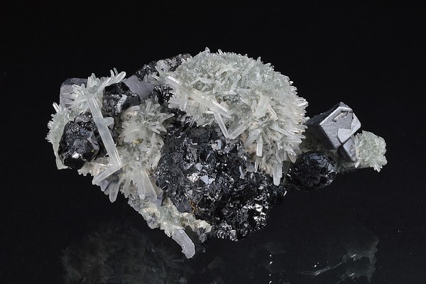 Sphalerite, Quartz, Galena, Chalcopyrite