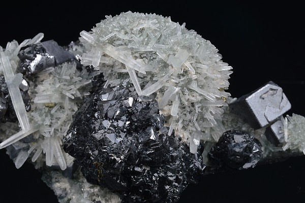 Sphalerite, Quartz, Galena, Chalcopyrite