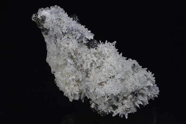 Cleiophane, Quartz, Chalcopyrite, Galena