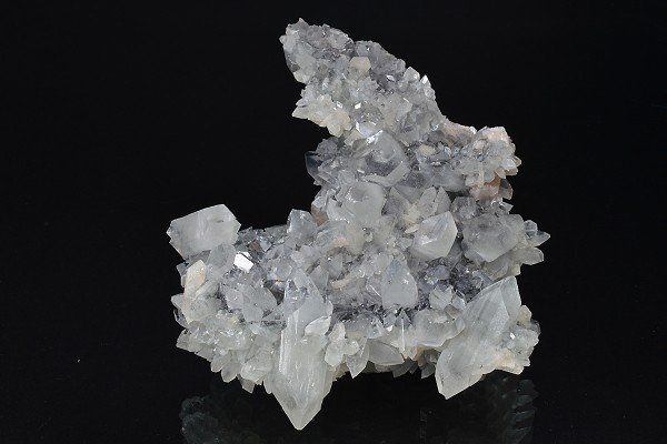 Apophyllite, Stilbite, Chalcedony