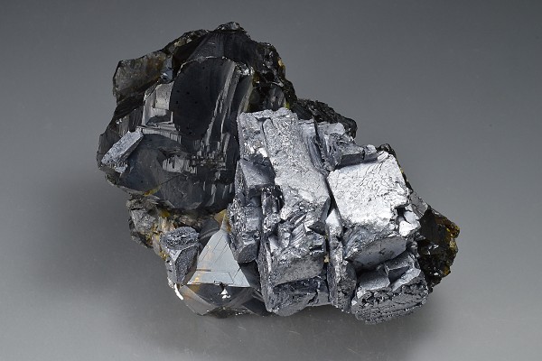 gem Sphalerite var.Cleiophane, twinned Galena